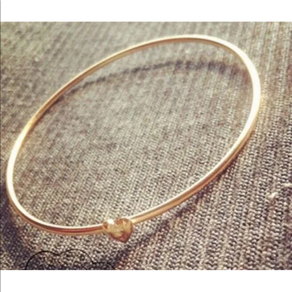 💛 Gold Dipped Heart Bangle 💛 - Picture 4 of 5